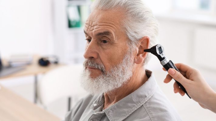 Isitme Kaybi Neden Olur Belirtileri Tani ve Tedavisi