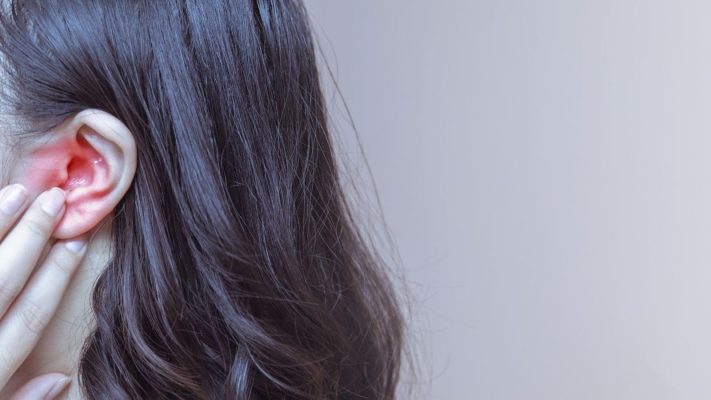 Kulakta Dolgunluk Hissi Neden Olur Nasil Gecer